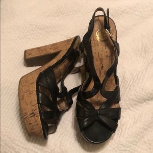 Guess 4.5” cork heeled black sandal sandal